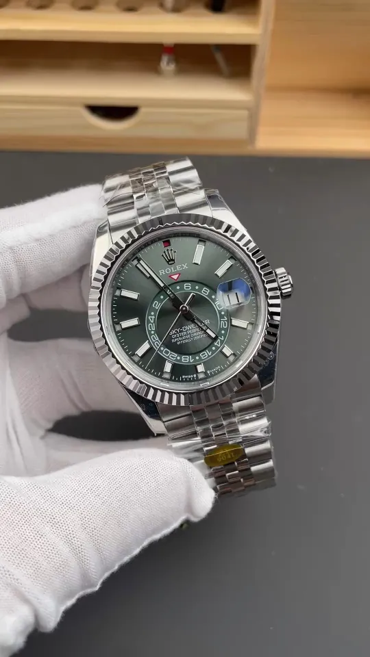 Rolex Sky-Dweller Green 42mm