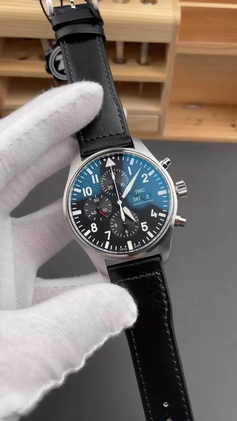 IWC Pilot Black 43mm