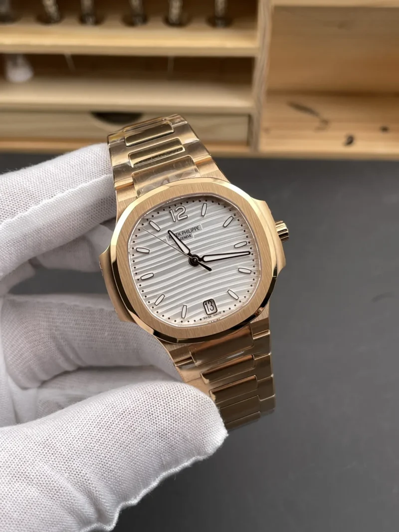 Patek Philippe Nautilus 7118 Rose Gold 35.2mm