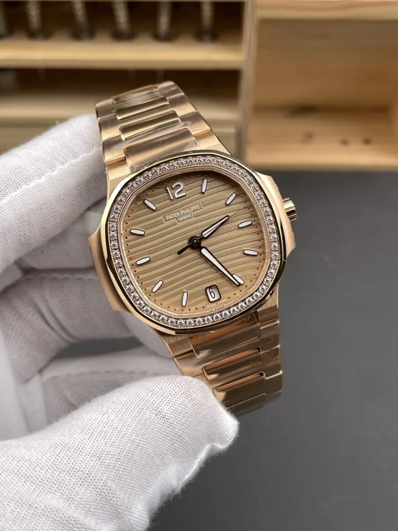 Patek Philippe Nautilus 7118 Rose Gold 35.2mm