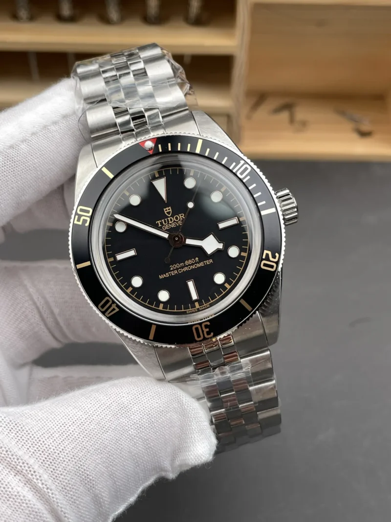 Tudor Black Bay Red 39mm