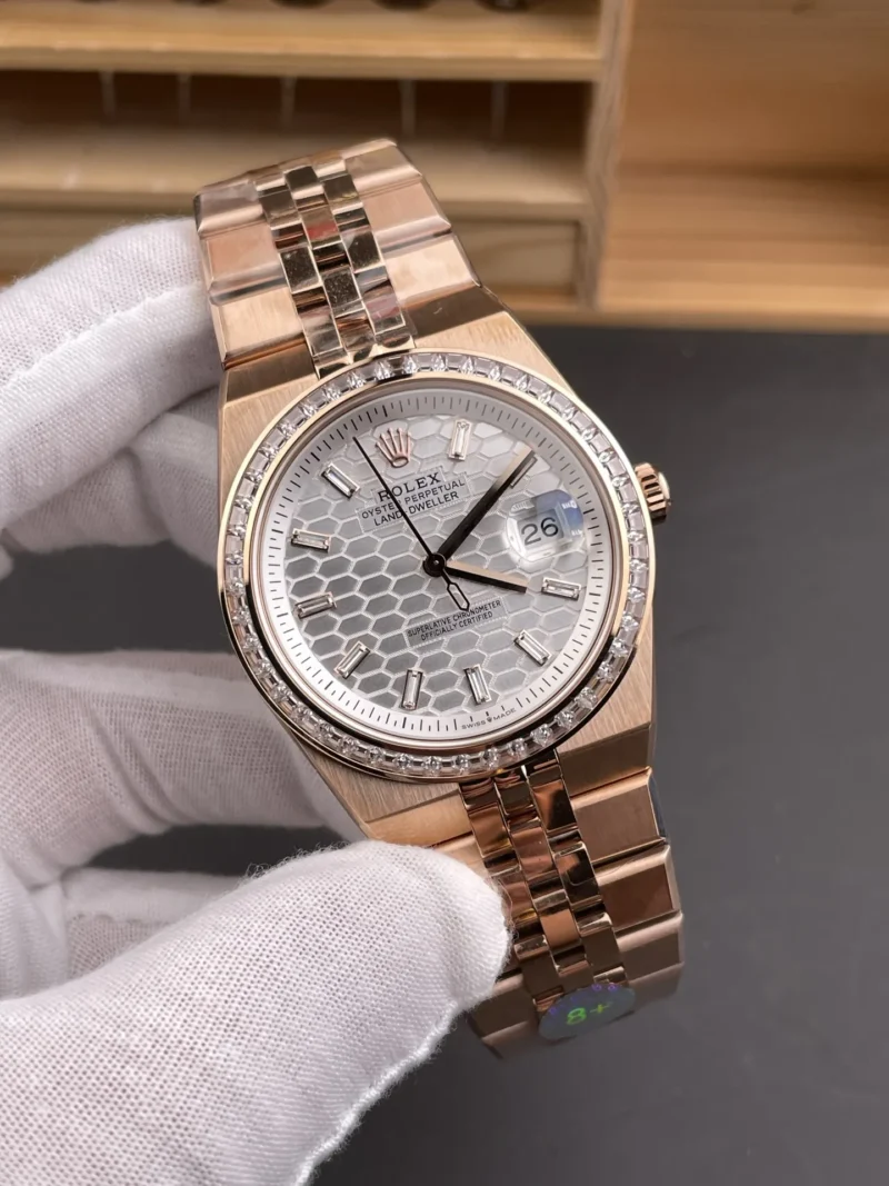 Rolex Sky-Dweller Rose Gold 40mm
