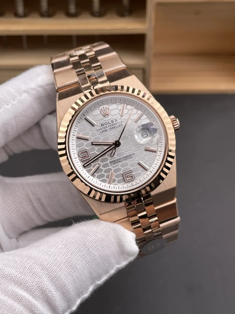 Rolex Sky-Dweller Rose Gold 40mm