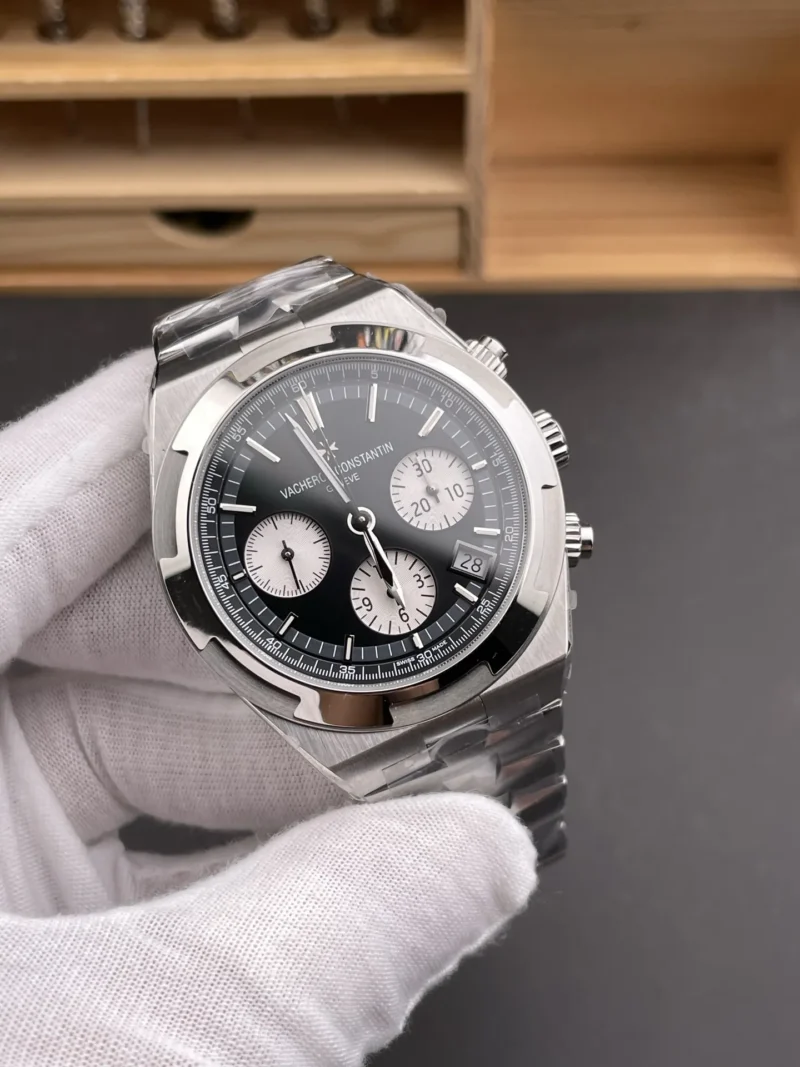 Vacheron Constantin Overseas 5500 Panda 42mm