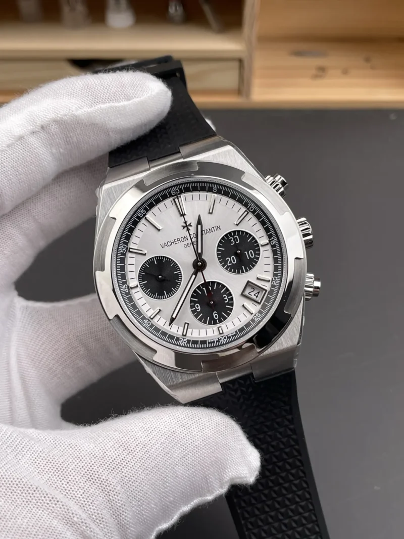 Vacheron Constantin Overseas 5500 Panda 42mm
