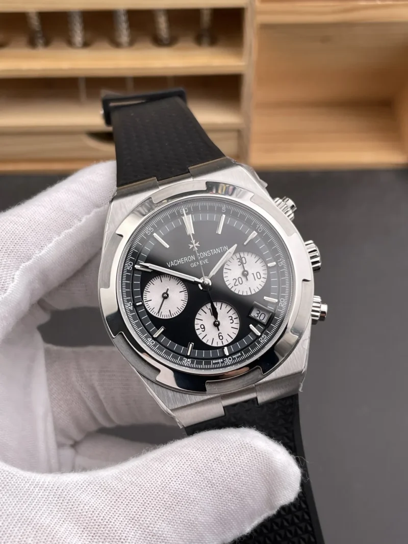 Vacheron Constantin Overseas 5500 Panda 42mm