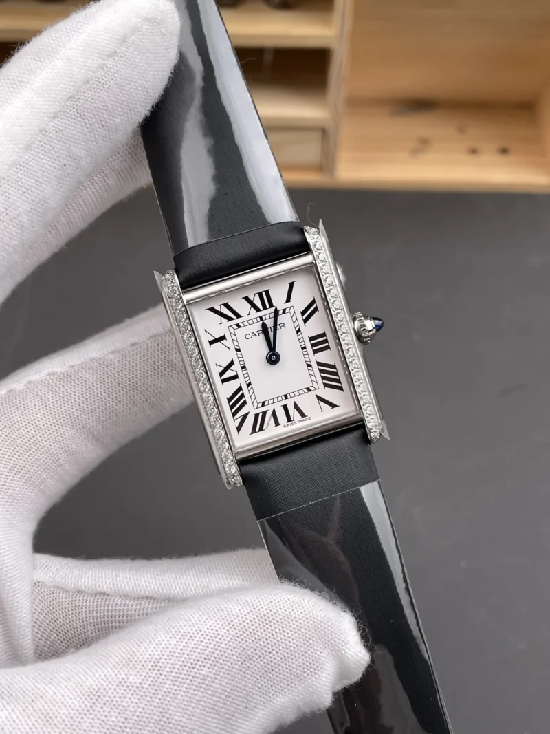 Cartier Tank Diamond Bezel 33.7x25.5mm