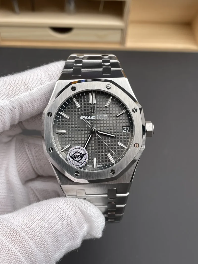 AP Royal Oak 15500 Grey Dial 41mm
