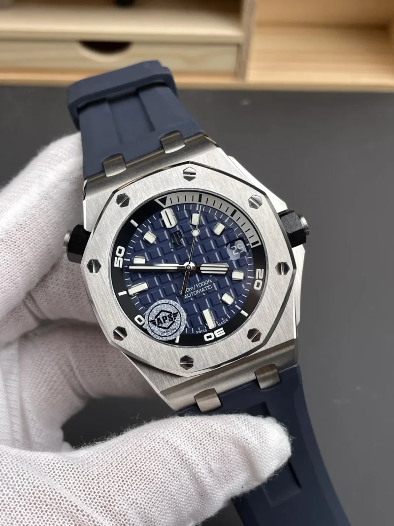 AP Royal Oak 15720 Blue Dial 42mm
