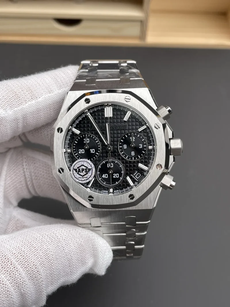 AP Royal Oak 26240 Black Dial 41mm