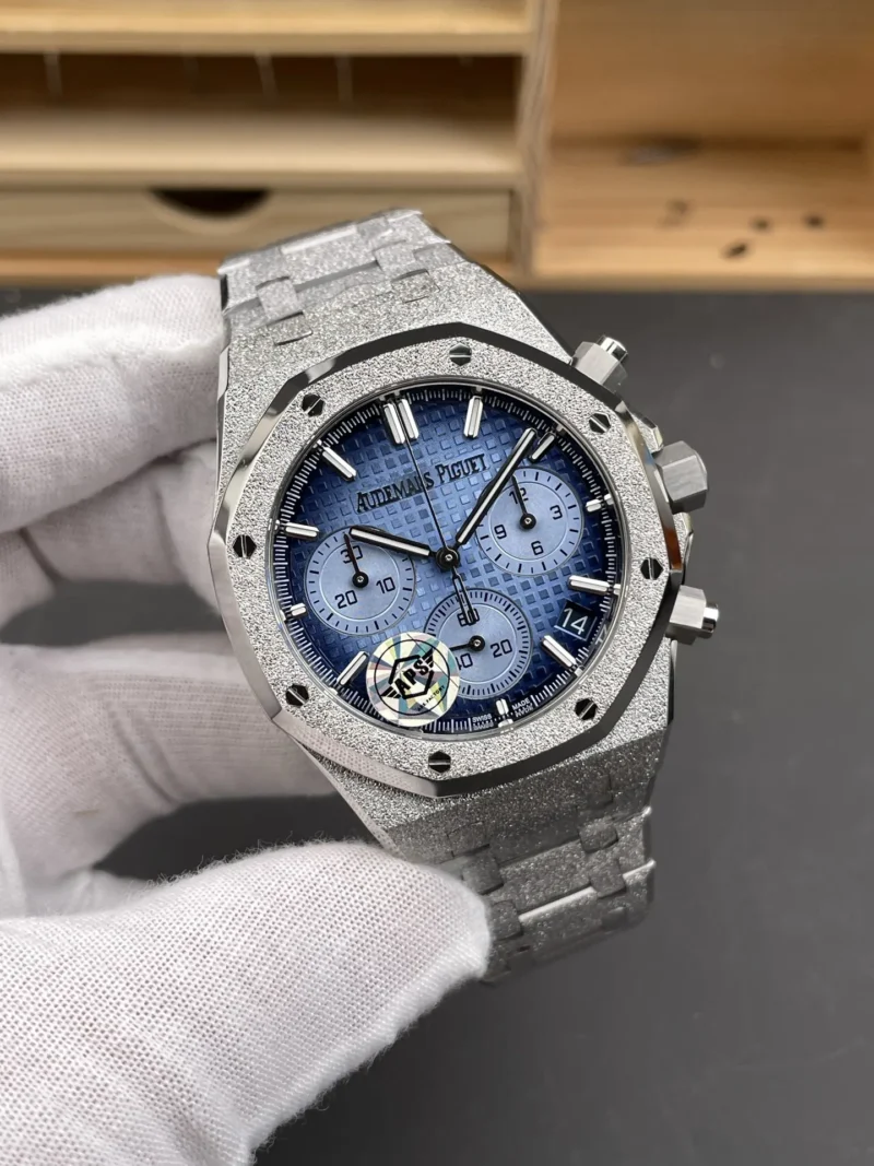 AP Royal Oak 26240 Frosted Gold 41mm