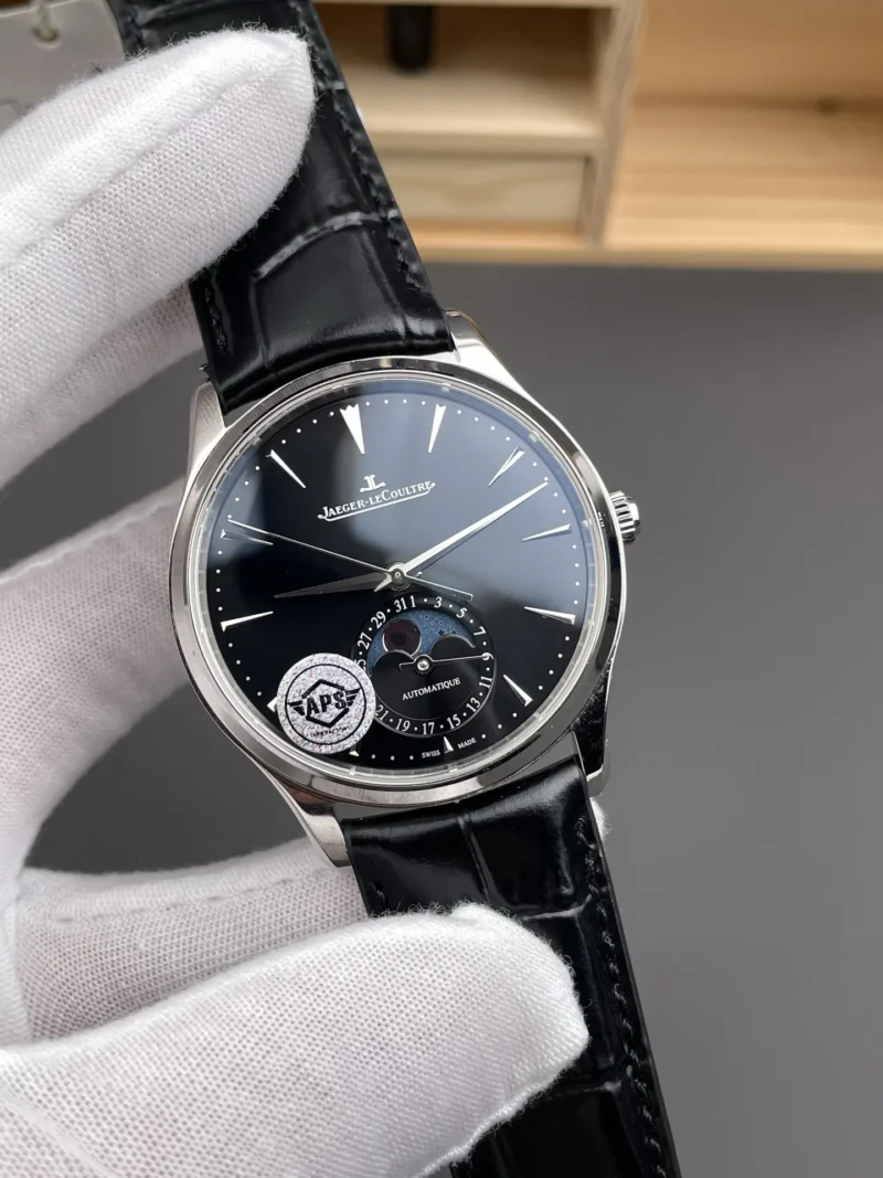 Jaeger-Le Coultre Master Black Dial 39mm