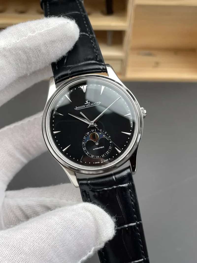 Jaeger-Le Coultre Master Black Dial 39mm