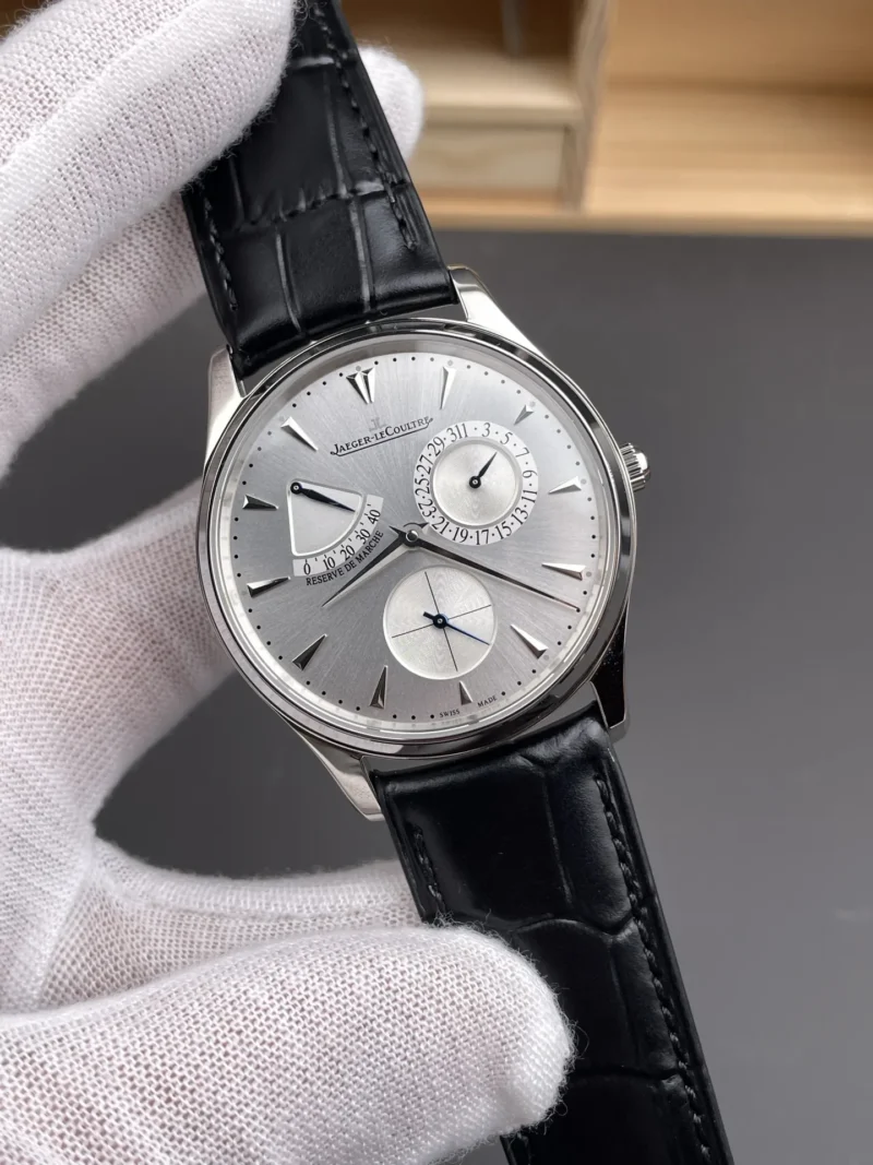 Jaeger-Le Coultre Master 39mm