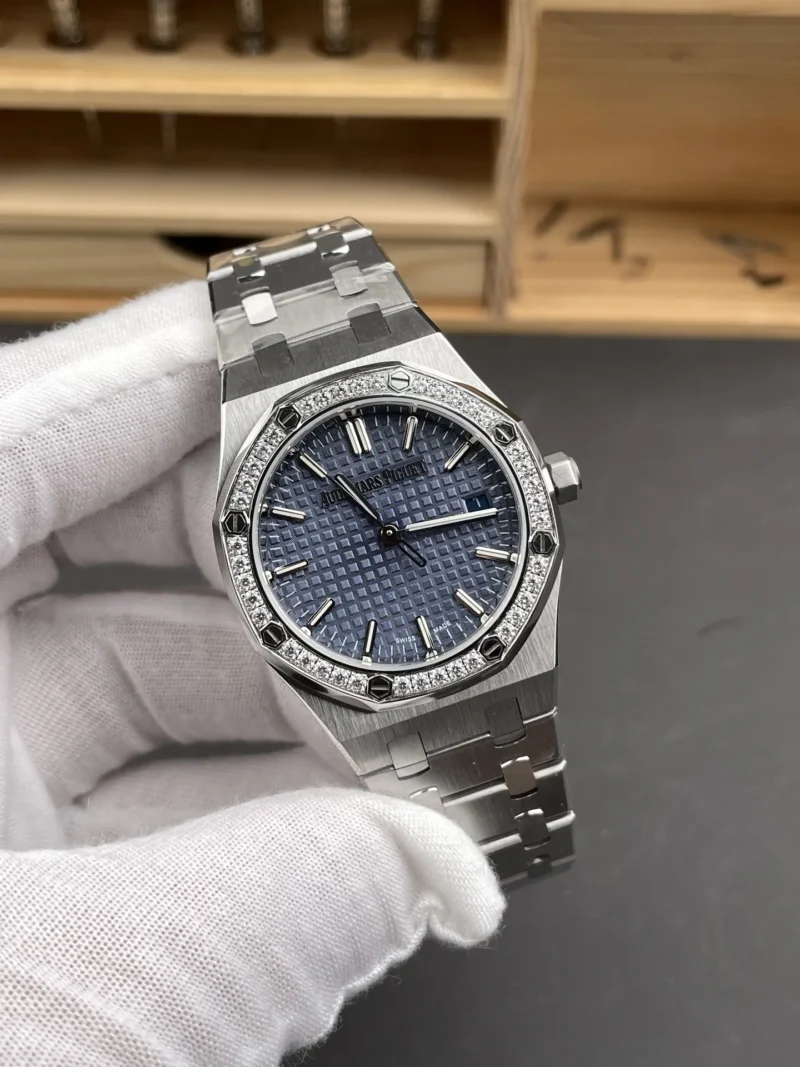AP Royal Oak 77350 Diamond Bezel 34mm