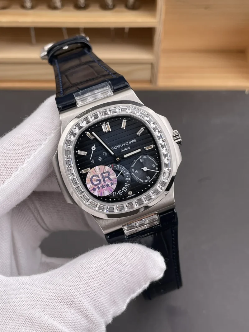 Patek Philippe Nautilus 5724 Baguette Diamond 40mm