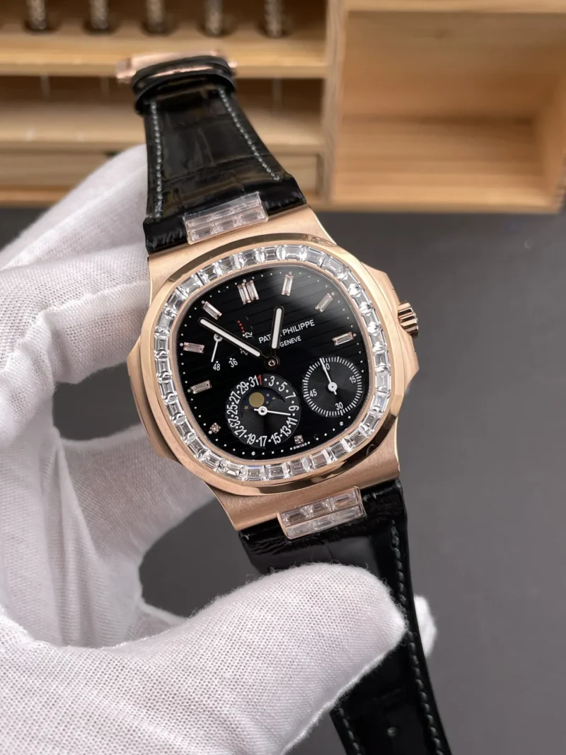 Patek Philippe Nautilus 5724 Rose Gold 40mm