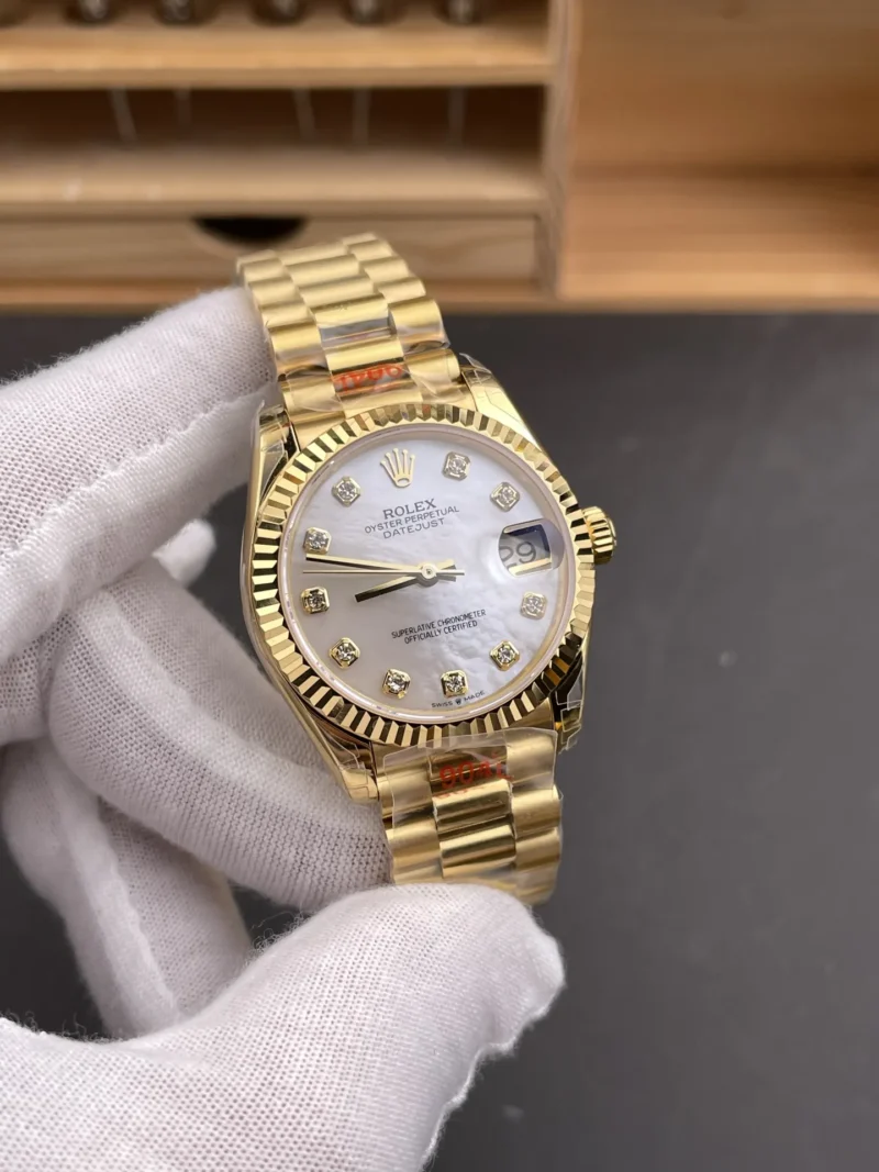 Rolex Datejust Mother-of-Pearl Ladies 31mm