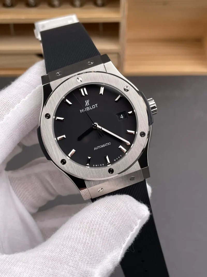 Hublot Classic Fusion Titanium 42mm