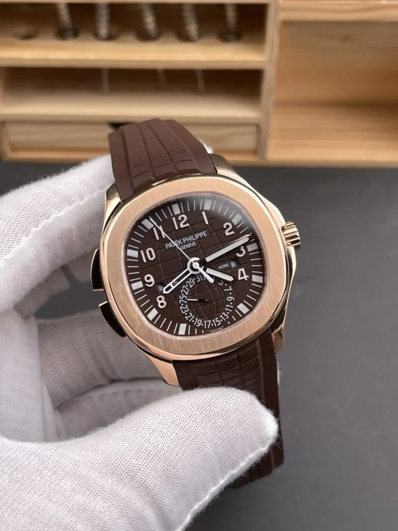 Patek Philippe Aquanaut Rose Gold 40.8mm
