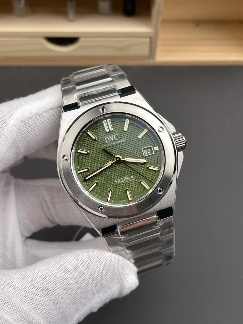 IWC Ingenieur Avocado Green 40mm