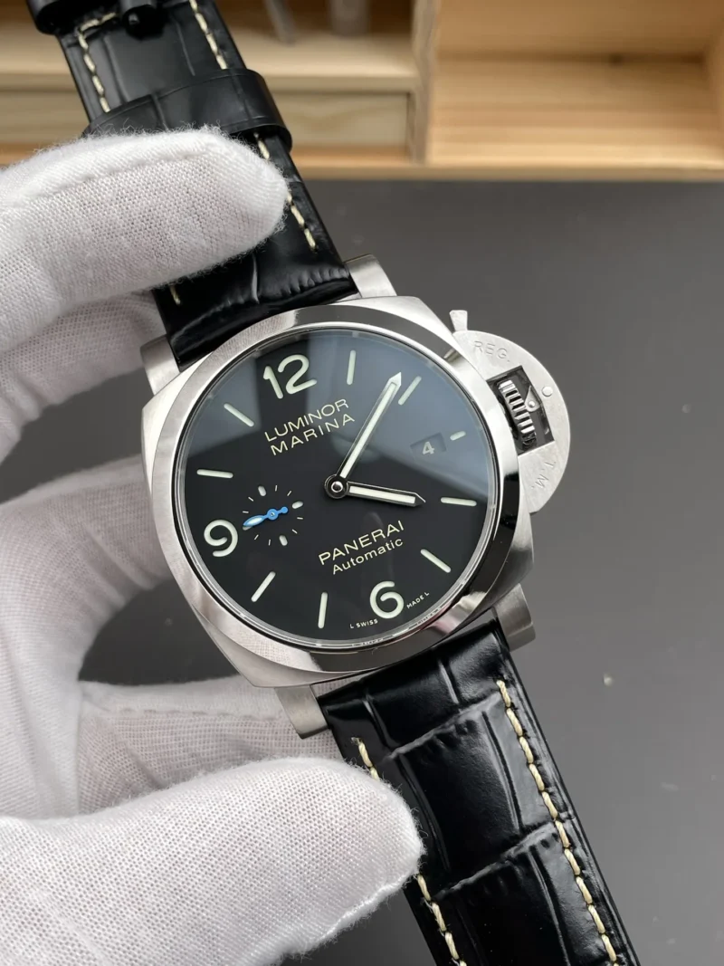Panerai Luminor PAM1312 Black Dial 44mm