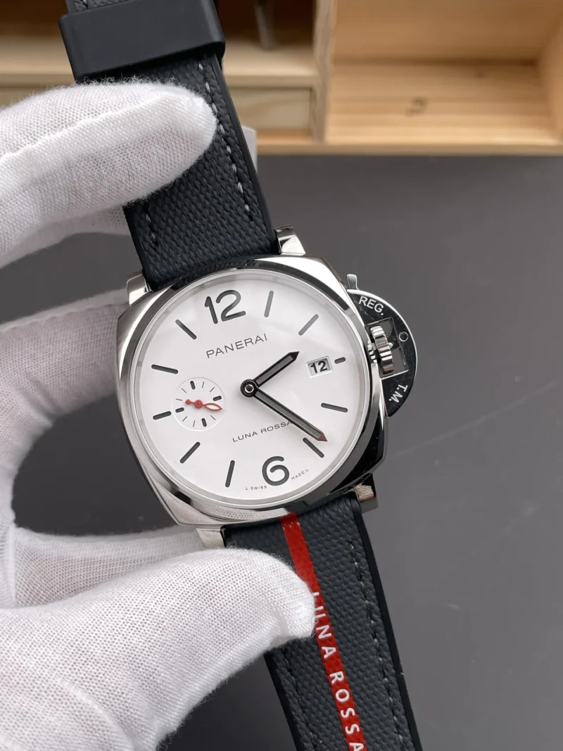 Panerai Luminor PAM1381 White Dial 42mm