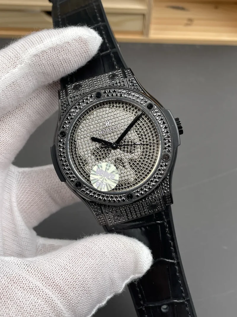 Hublot Classic Fusion Fully Diamond 45mm