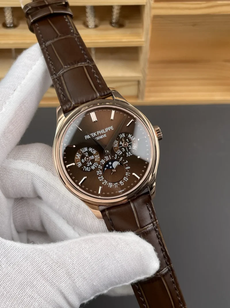 Patek Philippe 5327 40mm