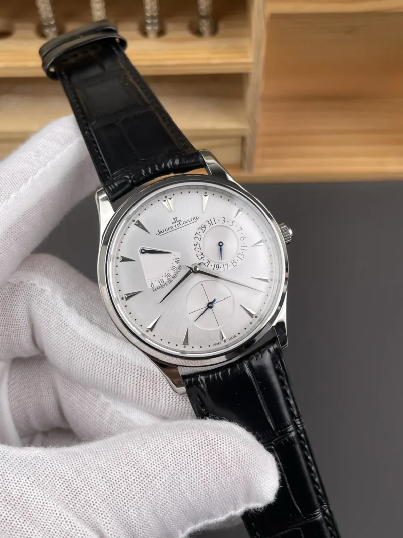Jaeger-LeCoultre Master 39mm