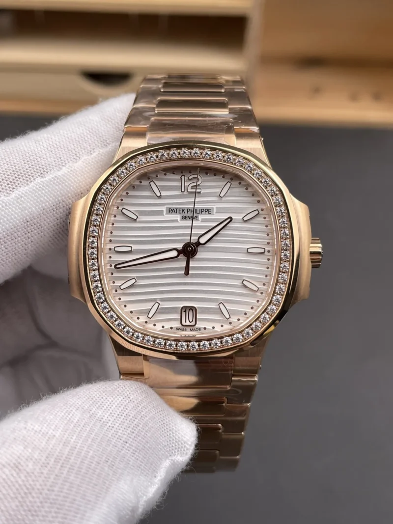 Patek Philippe Nautilus 7118 Rose Gold 35.2mm