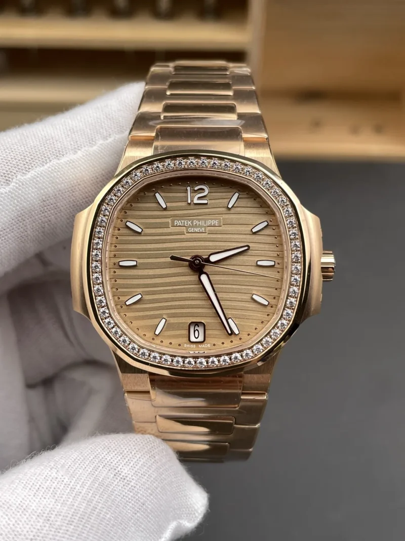 Patek Philippe Nautilus 7118 Rose Gold 35.2mm