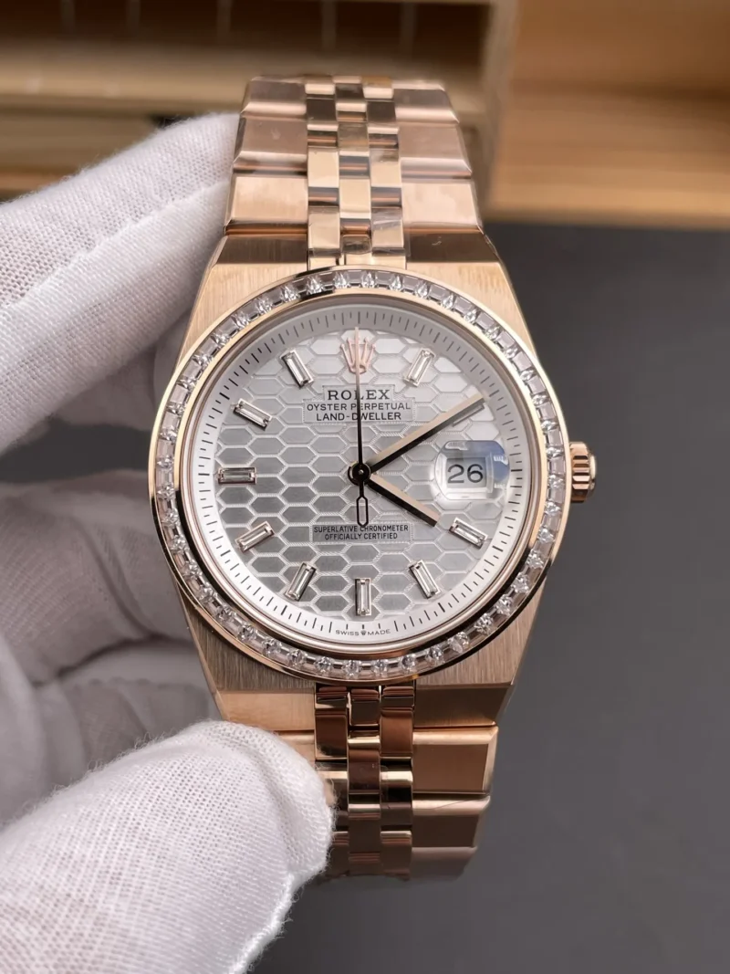 Rolex Sky-Dweller Rose Gold 40mm