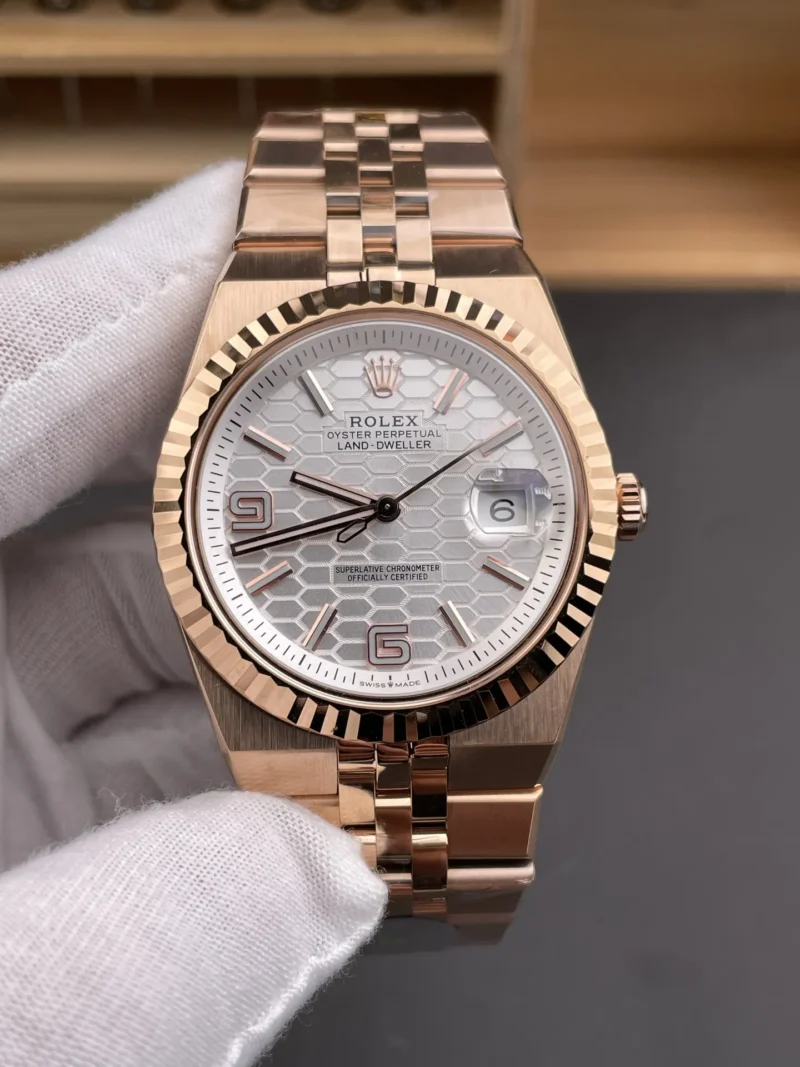 Rolex Sky-Dweller Rose Gold 40mm