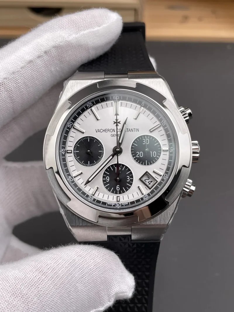 Vacheron Constantin Overseas 5500 Panda 42mm