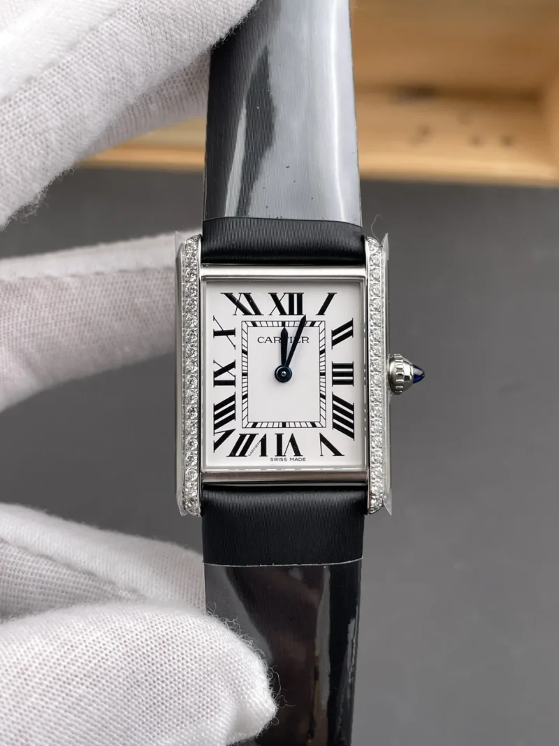Cartier Tank Diamond Bezel 33.7x25.5mm