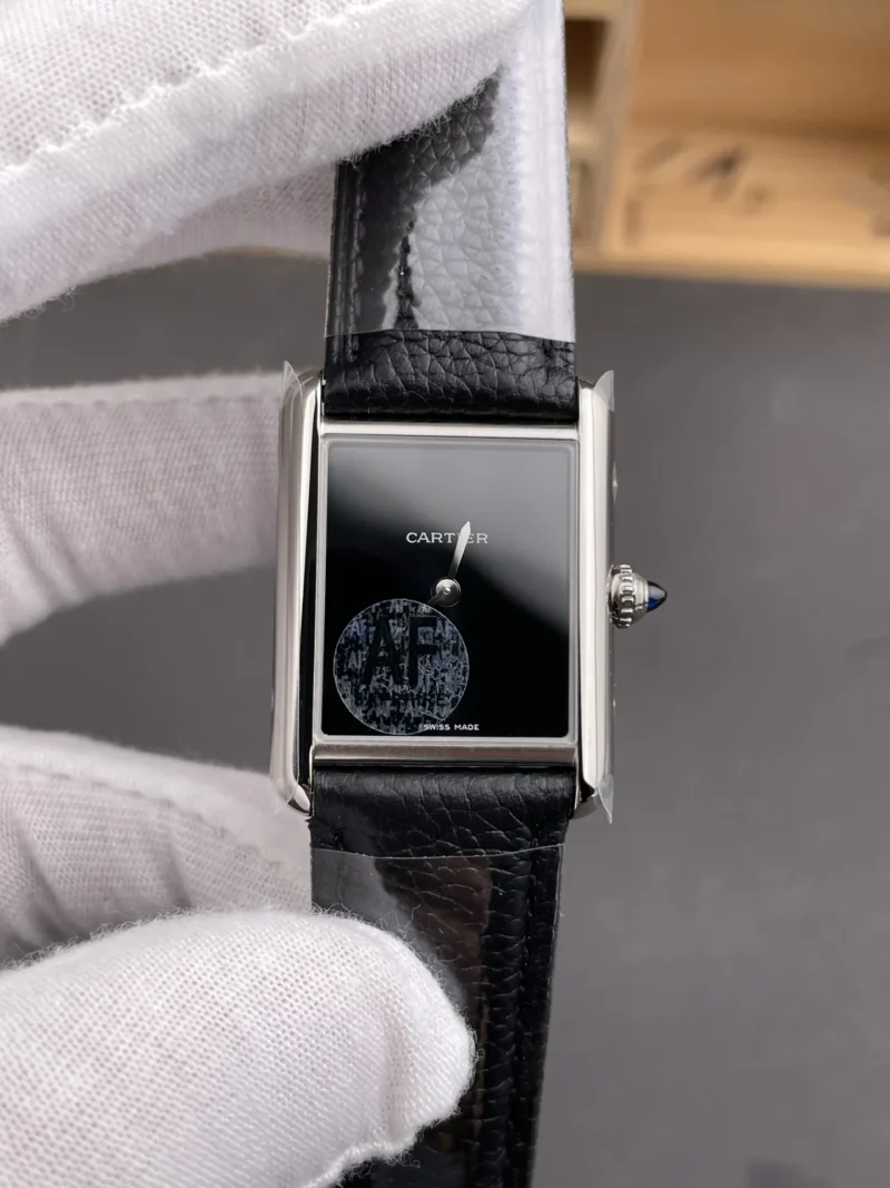 Cartier Tank Black Dial 33.7x25.5mm