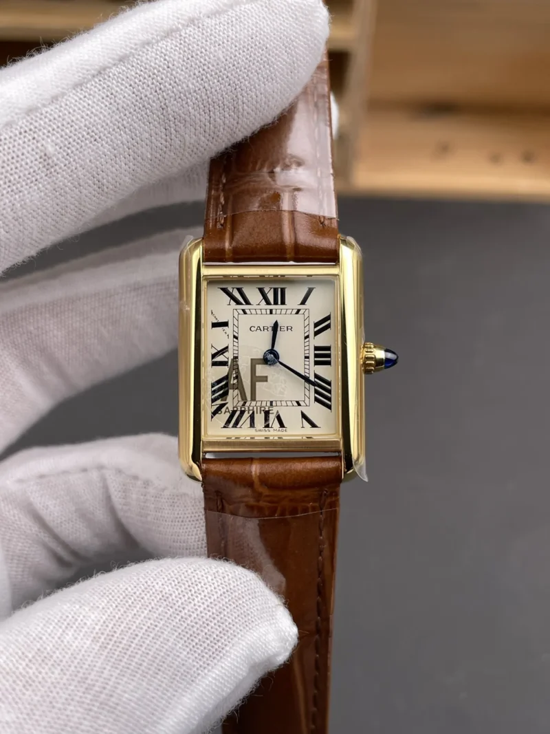 Cartier Tank New 29.5x22mm