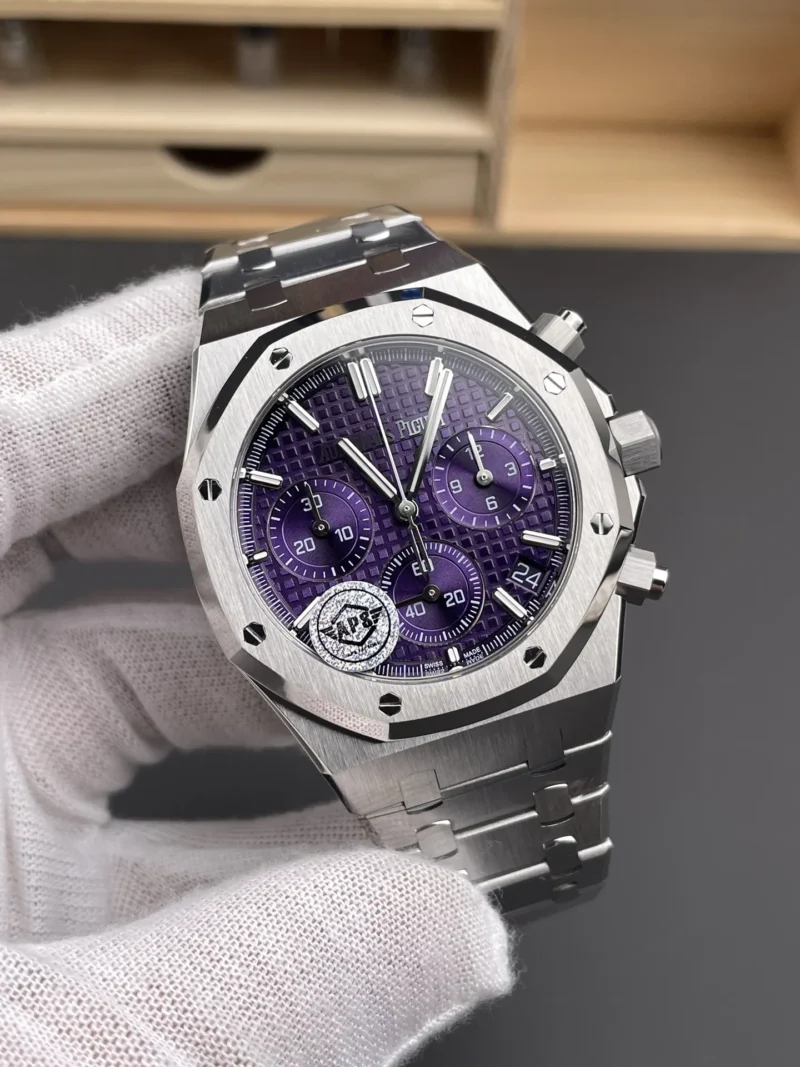 AP Royal Oak 26240 Purple Dial 41mm
