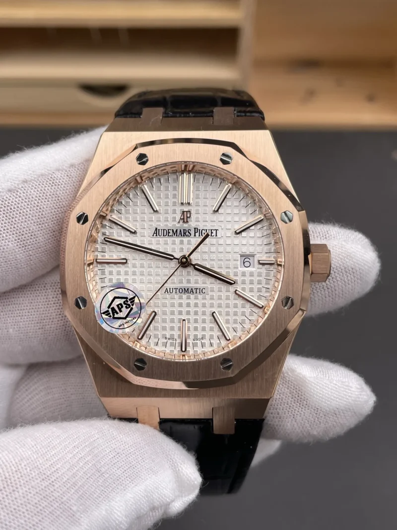 AP Royal Oak 15400 White Dial 41mm