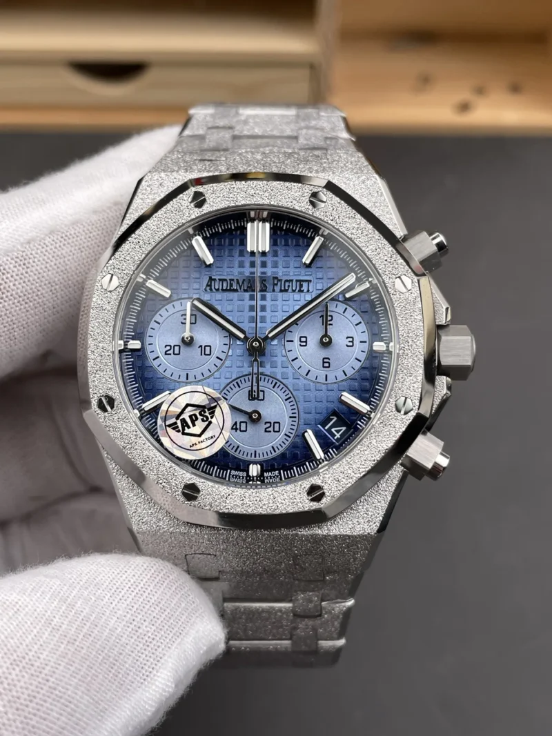 AP Royal Oak 26240 Frosted Gold 41mm