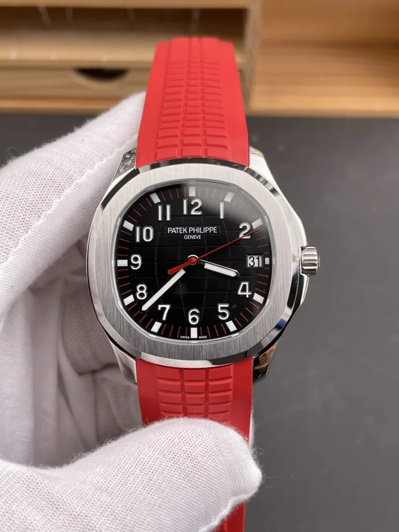 Patek Philippe Aquanaut 5167 A Black Dial 40mm