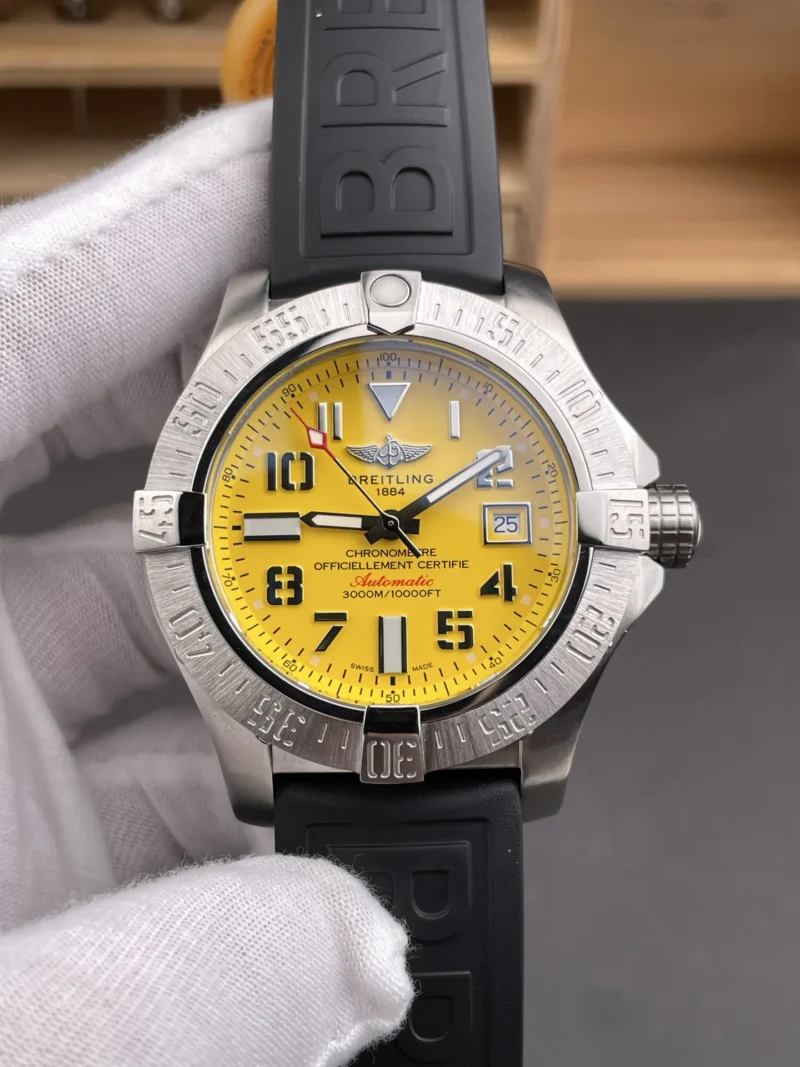 Breitling Avenger 45mm