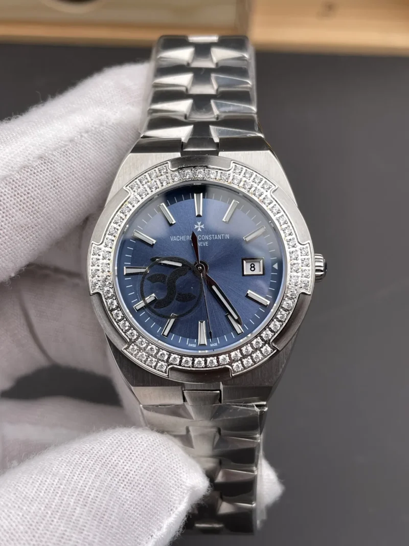 Vacheron Constantin Overseas 1205 V Diamond Bezel 33mm