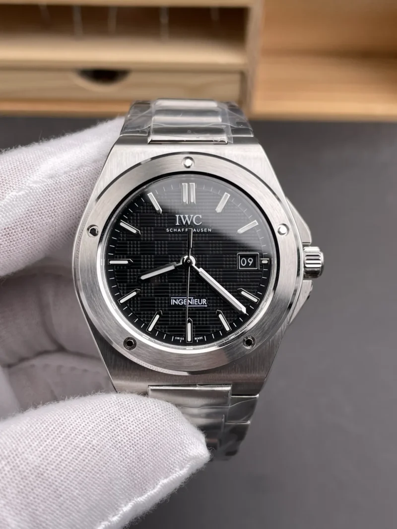 IWC Ingenieur Black Dial 40mm