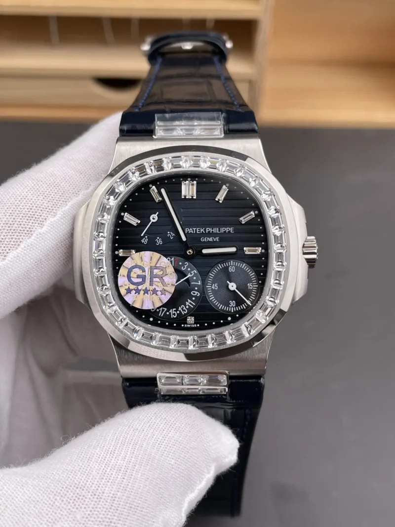 Patek Philippe Nautilus 5724 Baguette Diamond 40mm
