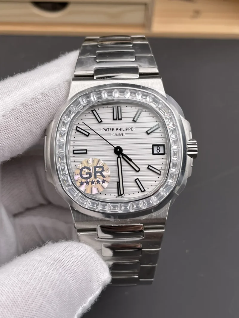 Patek Philippe Nautilus 5711 Baguette Diamond 40mm