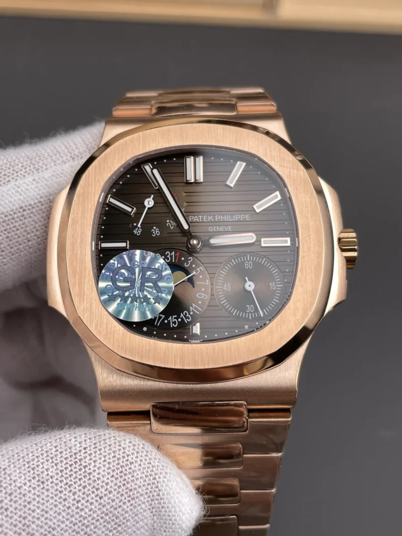 Patek Philippe Nautilus 5712 Rose Gold 40mm