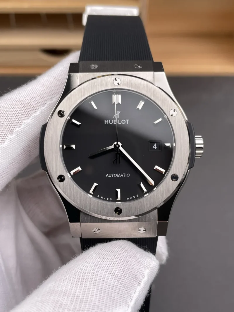 Hublot Classic Fusion Titanium 42mm