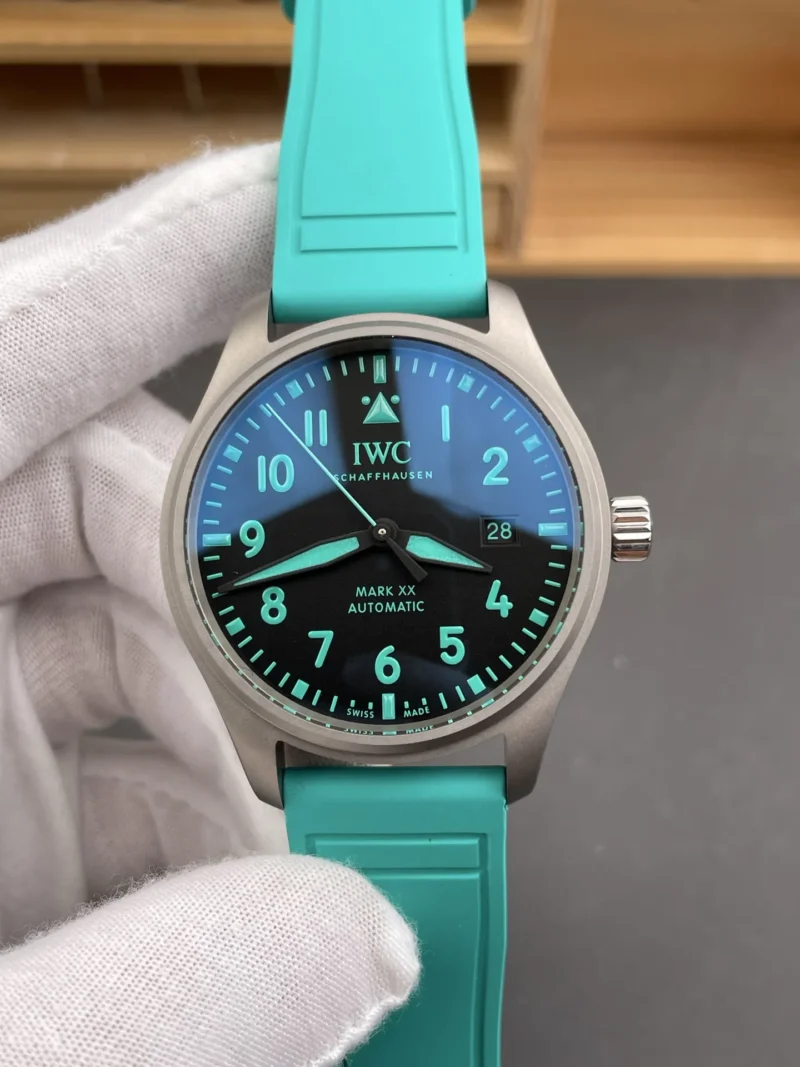 IWC Formula 1titaniumdual straps included 40mm